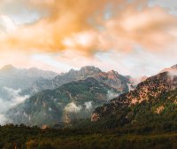 Card49 反PUA第一步：识别强势者的30条特征