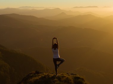 Card55 训练强健腰背:没得商量的“三大练习”