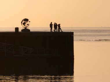 Card228 自信心提升技巧(二):间接性经验